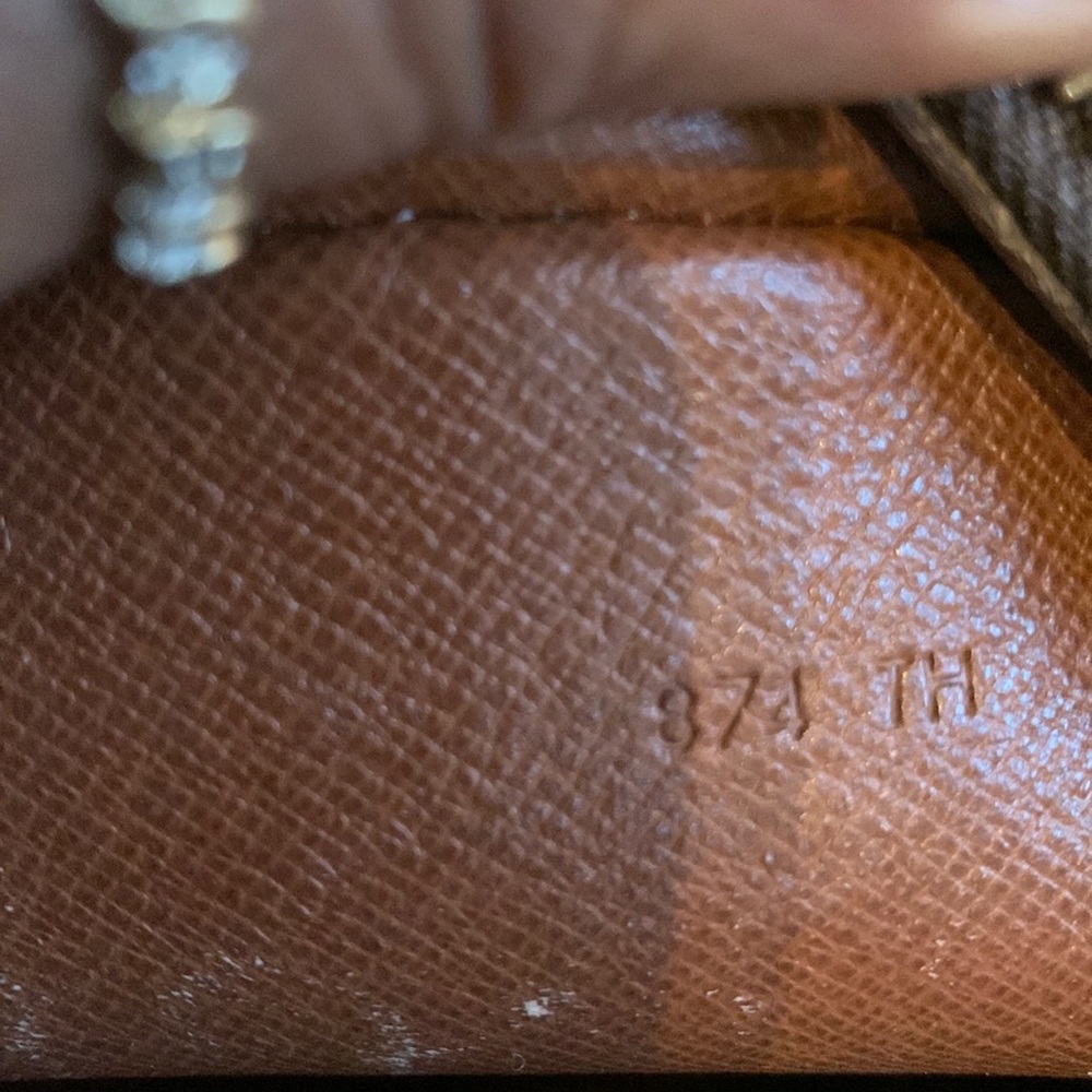 🌟Beautiful Louis Vuitton Nile MM Shoulder Bag or Crossbody🌟 - Picture 10 of 16